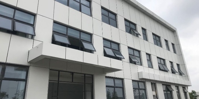 平板鋁單板多少錢一平方？