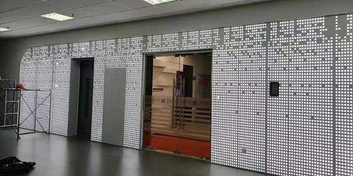 沖孔鋁單板定制多少錢一平米？鋁單板定制廠家在線報價